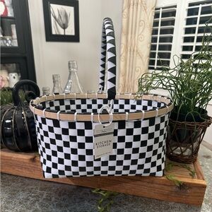 DW HOME DESIGNS BLACK WHITE STORAGE BASKET BRAND NEW